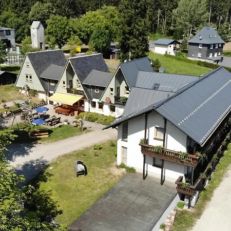 Hotel-pension Rennsteighütte Frauenwald