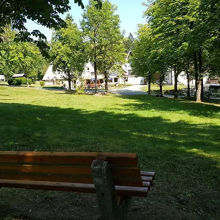 Hotel-pension Rennsteighütte Frauenwald